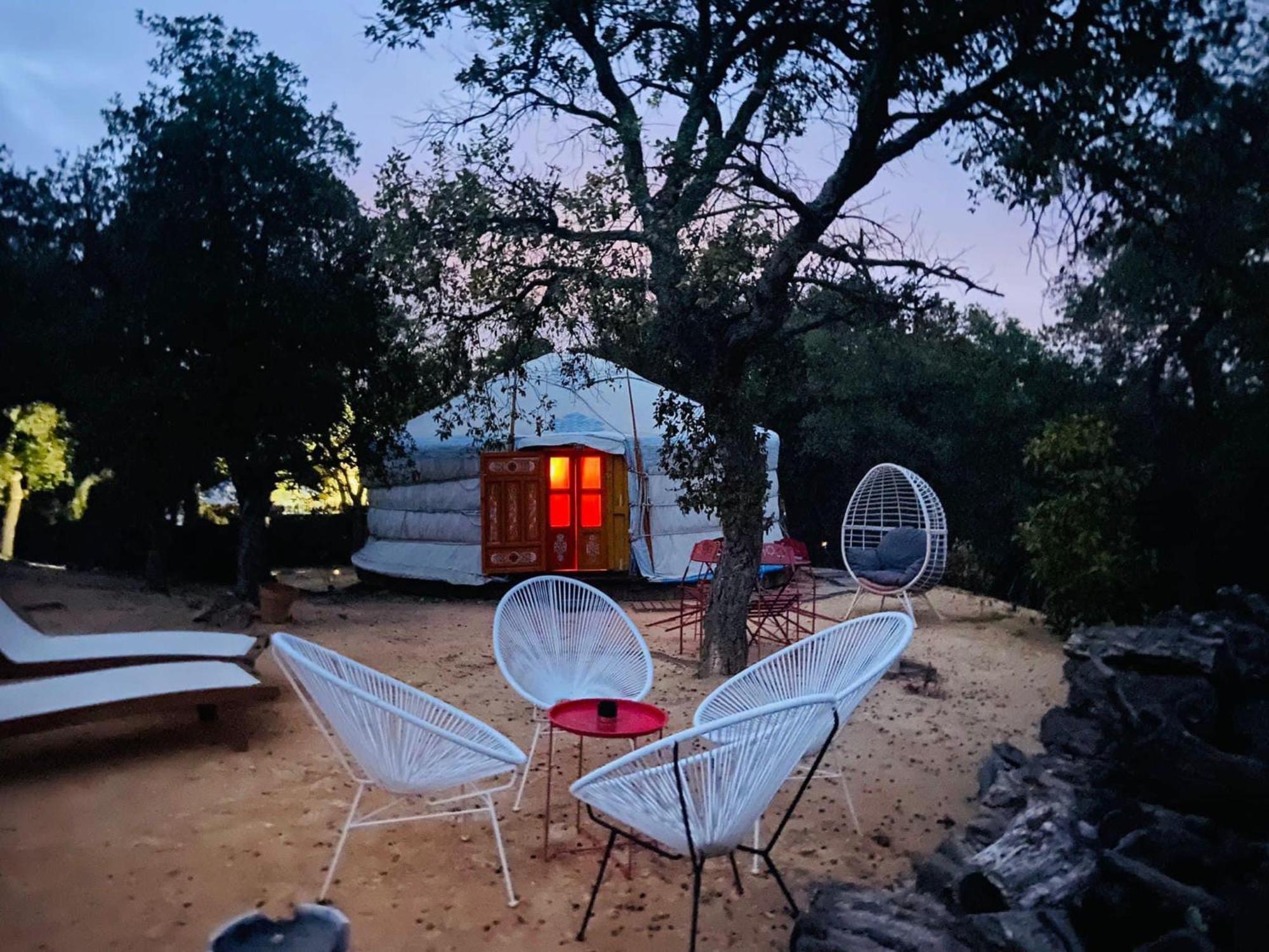 Au Soleil Mongol Bed and Breakfast Sorède Εξωτερικό φωτογραφία