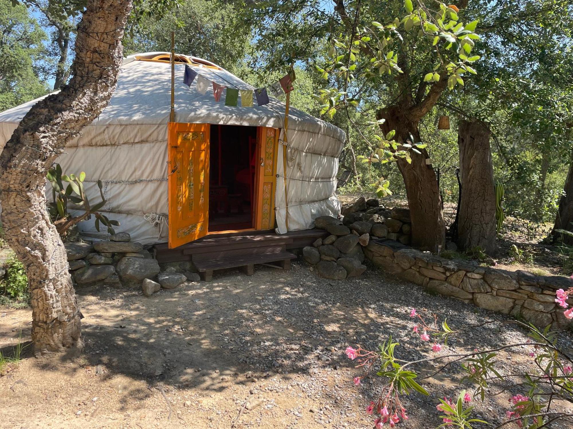 Au Soleil Mongol Bed and Breakfast Sorède Εξωτερικό φωτογραφία