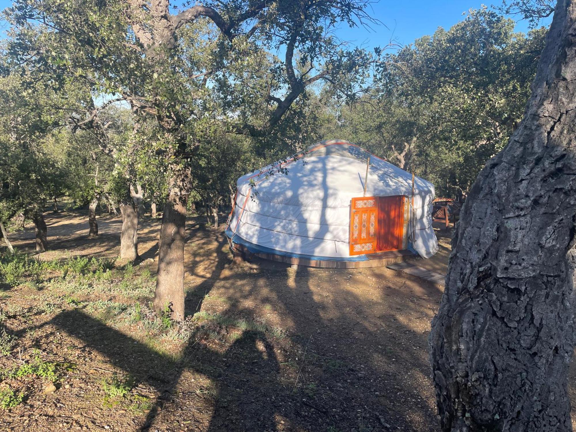 Au Soleil Mongol Bed and Breakfast Sorède Εξωτερικό φωτογραφία