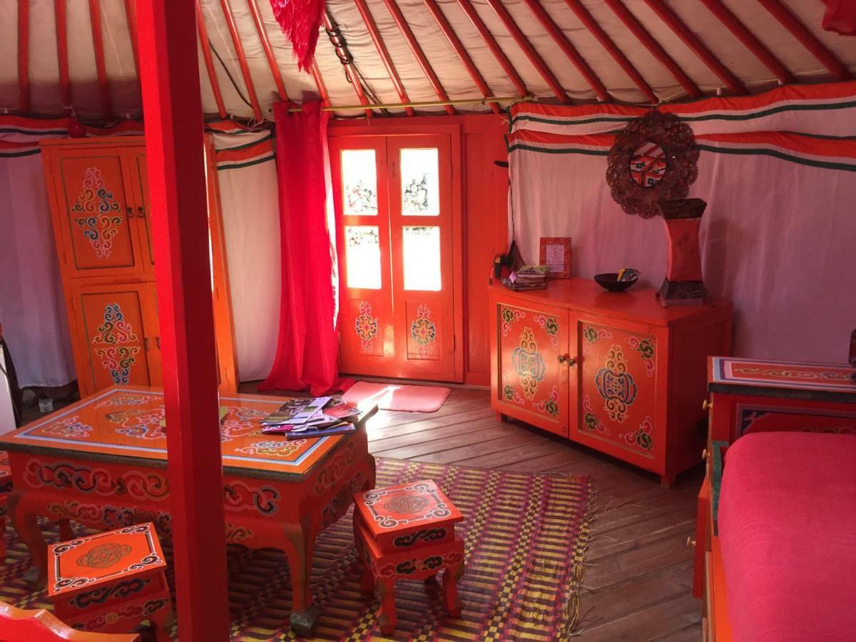 Au Soleil Mongol Bed and Breakfast Sorède Εξωτερικό φωτογραφία